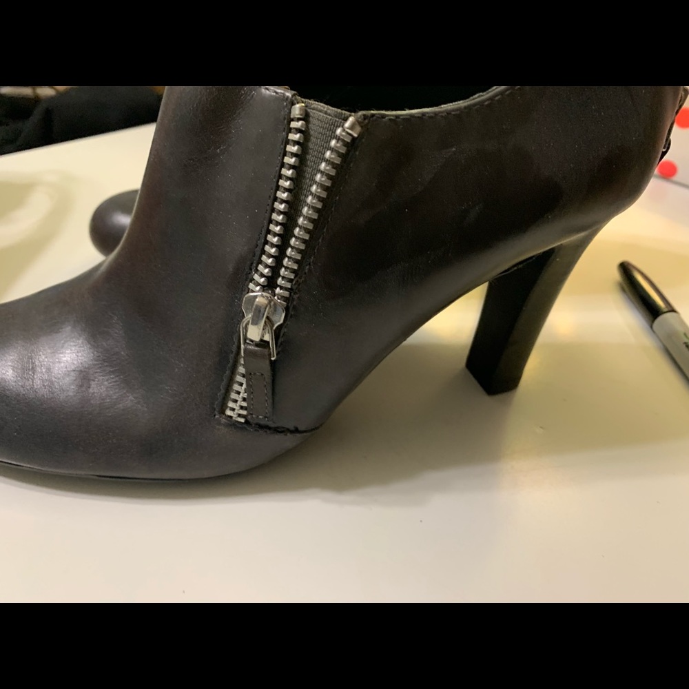 Franco Sarto grey leather ankle bootie